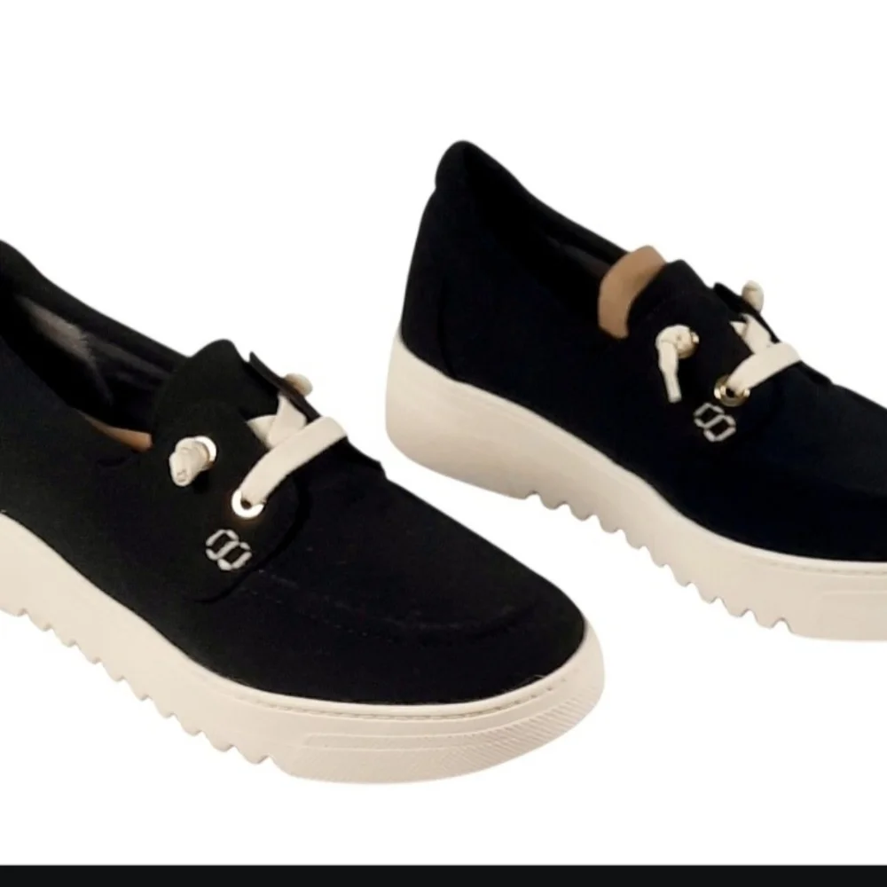 Dr. Scholl's Get Onboard slip-on boat shoes. Womens Size 6.5